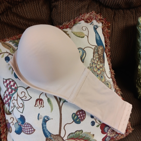 CACIQUE Size 44F Beige Smooth Boost Underwire Strapless Bra Excellent 44F - Picture 3 of 6